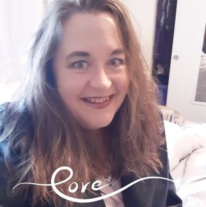 Meet your Posher, Clarissa